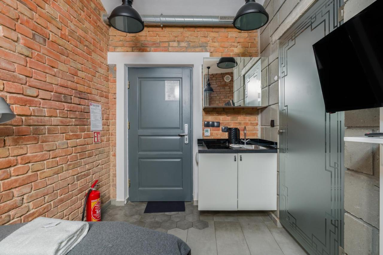 Underground Level Apartments Strzalowa By Renters Poznan Bagian luar foto